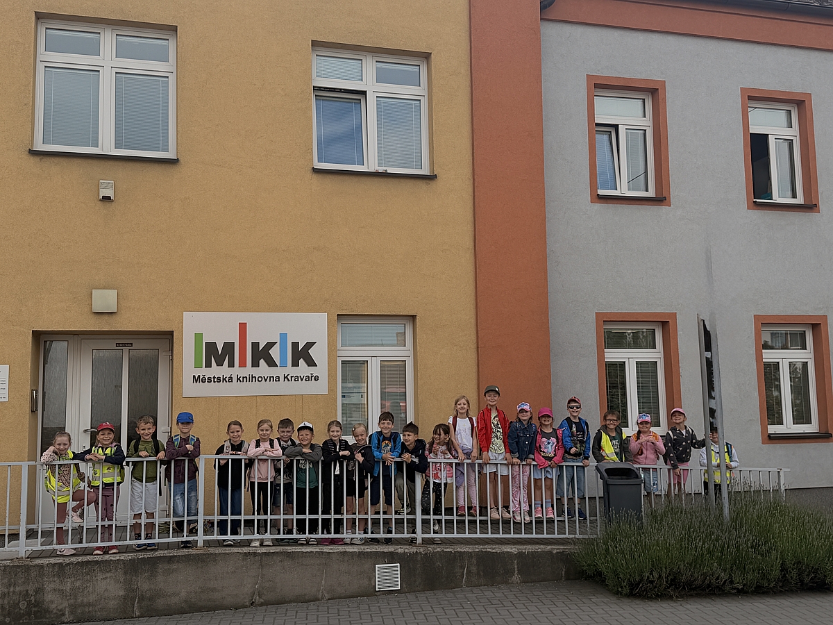 Knihovna_1.jpeg