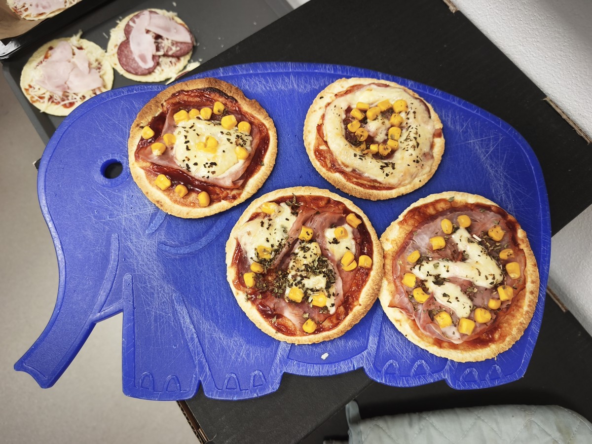 Pizza_1.jpg